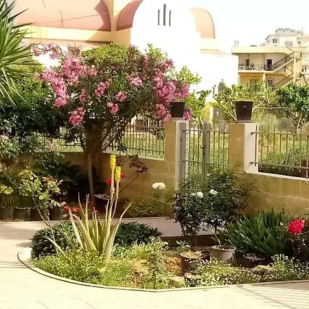 Apartment Roof-garden